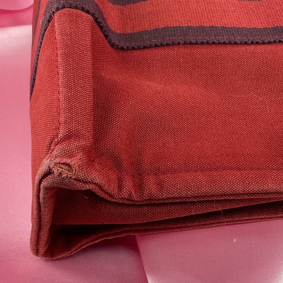 Hermès Fourre Tout PM tote bag in red canvas with black and red striped handles - Picture 7 of 15